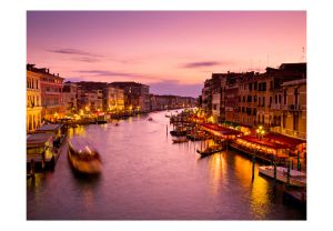 Fototapeta - City of lovers, Venice by night Artgeist